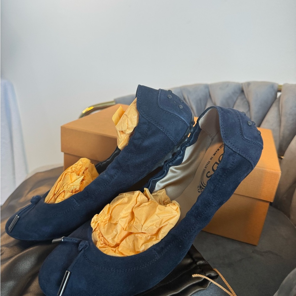 Tods sizes 38 - Picture 2 of 3
